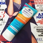 Essence PureSkin Sivilce Karşıtı Nemlendirici Krem