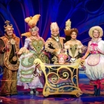 Nefes kesen gösteri Beauty & The Beast Türkiye'de!
