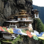 BHUTAN: BÜYÜLÜ MASAL KRALLIĞI