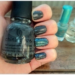 Günün Ojesi // China Glaze Concrete Catwalk