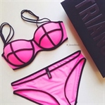 Triangl Bikiniler