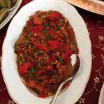 Sevim in Közlenmiş Biber Salatası