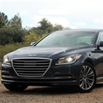 Yeni Nesil Hyundai Genesis çok dikkat çekiyor.