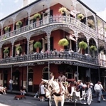 Yine mi French Quarter'ız, Yine mi French Market ?