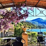 İtalya Como Gölü'nde Bahar