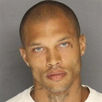 Azılı Suçlu Jeremy Meeks Moda Dünyasının Gözdesi