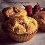 Çilekli yulaflı diyet muffin