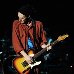 Josh Klinghoffer Hakkında