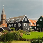 WATERLAND: CENNET KÖYLER