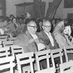 Bilir misin, eski yazlık bahçe sinemalarını?
