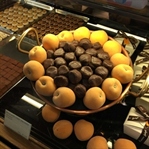 Çikolatayla Macaron Arasında Bir Dilek Tuttum