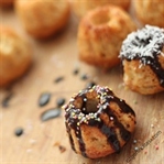 Hindistan Cevizi ve Muzlu Mini Muffinler