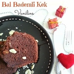 Bal Bademli Kek