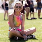 COACHELLA FESTİVALİNDE DİKKAT ÇEKEN STİLLER