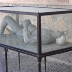 Küllere Gömülen Şehir; Pompei