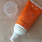 Avene Eau Thermale Emulsion SPF 50+