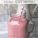 Çilekli Muzlu Smoothie