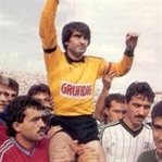 Kaleden Kaleye - Şenol Güneş