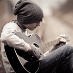 Gitar Çalmak Hayal Olarak Kalmasın
