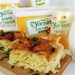 Yufkalı Makarna Böreği