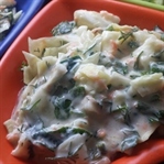 Yoğurtlu Lahana Salatası