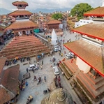 Nepal Depremi ve Sonrasında Katmandu