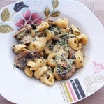 Mantarlı ve Ispanaklı Tortellini Tarifi