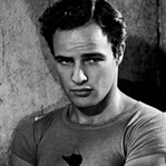 Tozlu Raflar: Marlon Brandoo