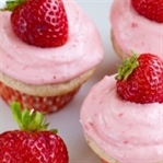 Çilekli Cupcake Tarifi
