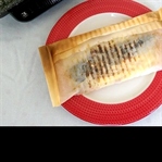 Tost makinesinde kokusuz kağıtta balık