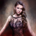 Nina Dobrev TVD Final Sezon İçin Geri Dönüyor