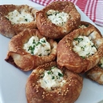 Lol Peynirli Sandal Börek