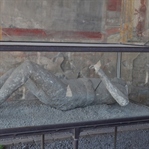 Pompei: Lavların Zamanı Durdurduğu Şehir
