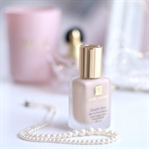 Estee Lauder Double Wear'in Fondötenin İncelemesi