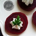 Labneli Pancar Salatası