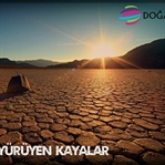 Ölüm Vadisi - Yürüyen Kayalar