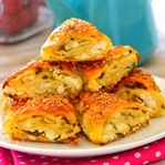 Hazır Yufkadan Üçgen Börek Tarifi