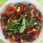 Közlenmiş Biberli Mantar Salatası