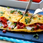 Sucuklu ve Biberli Omlet Tarifi