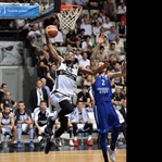 Strawberry Play-Off'ta Uçuşa Geçiyor