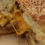 Cheeseburger Ekmek
