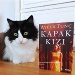 Kapak Kızı - Ayfer Tunç