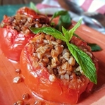 Karabuğdaylı Domates Dolması