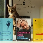 Monokl'dan Taze Kitap Kokusu:)