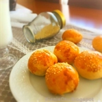 PEYNİRLİ CEVİZLİ POĞAÇA