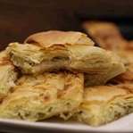 Pırasalı Arnavut Böreği
