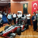 Üniversitede Öğrenciler 4.Otomobili Üretti
