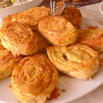 Hazır Yufkadan Rulo Börek Tarifi
