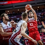 Eurobasket 2017'nin alev alev yanan elleri