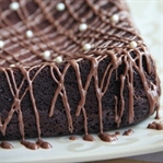 GRANÜL KAHVELİ ÇİKOLATALI BROWNİE